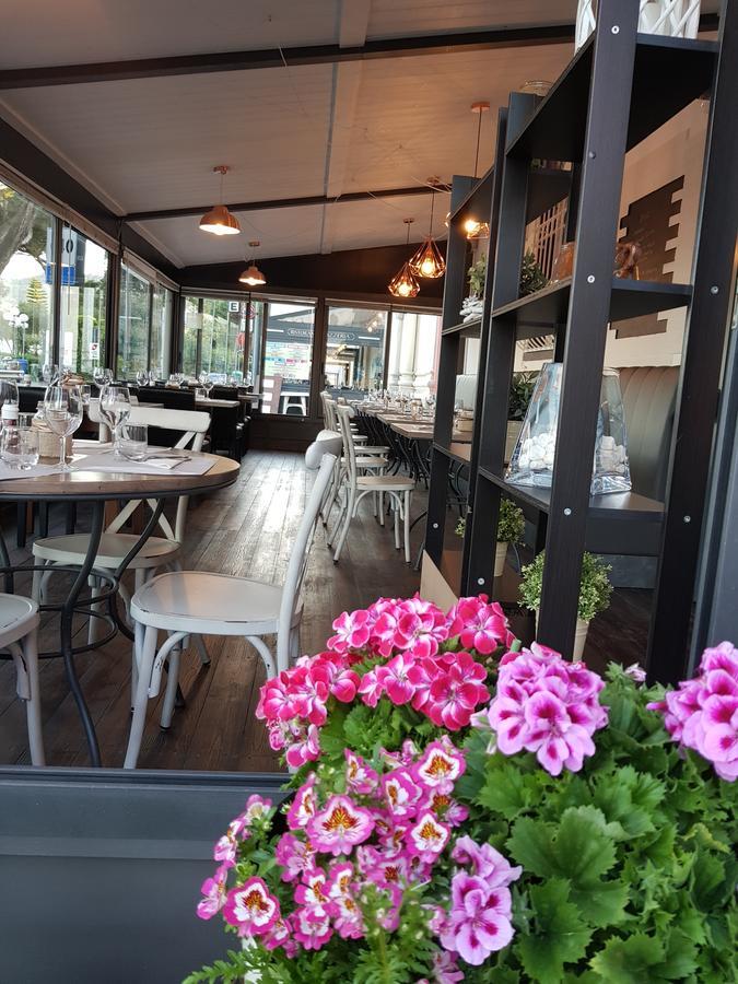 Vela Bianca H & R Hotel Diano Marina Exterior photo